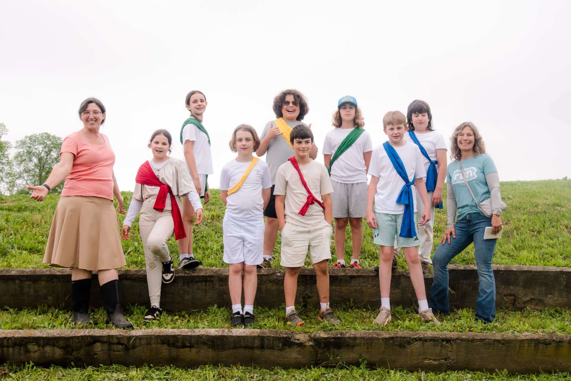 group of 4th and 5th graders wearing team colors on pentathlon day
